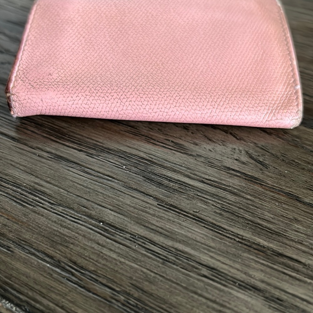 CHANEL Rose Pink Key Case - Picture 6 of 15